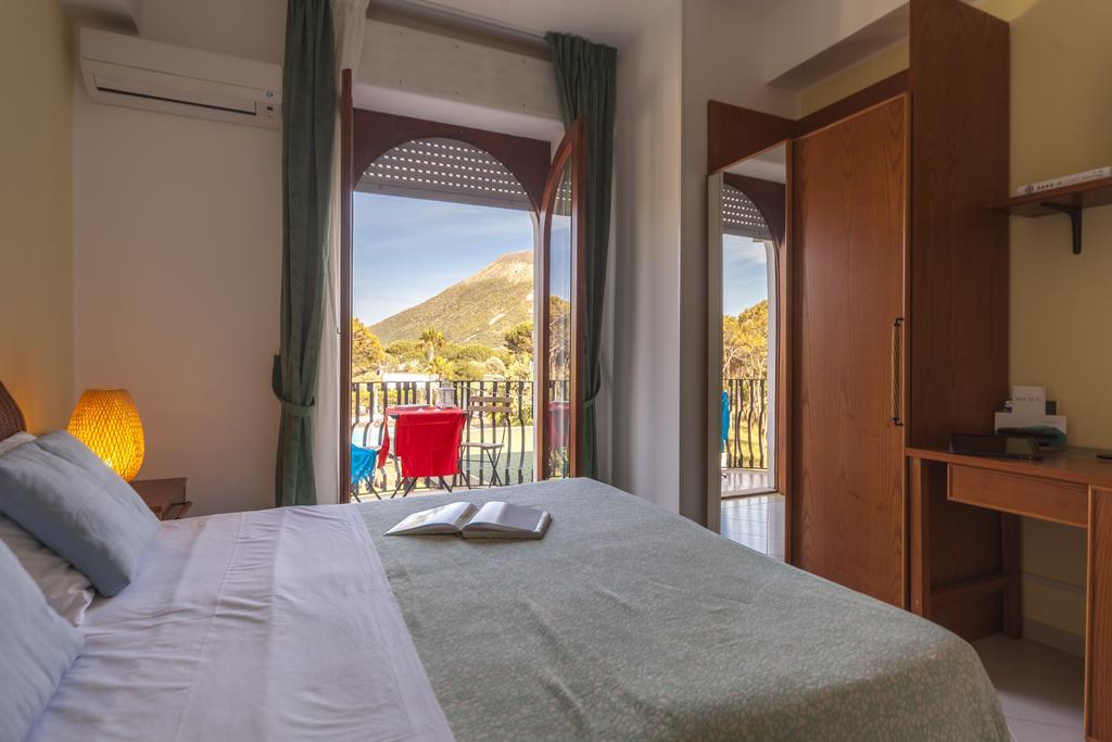 Hotel Orsa Maggiore ヴルカーノ エクステリア 写真