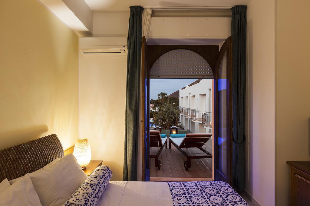 Hotel Orsa Maggiore ヴルカーノ エクステリア 写真